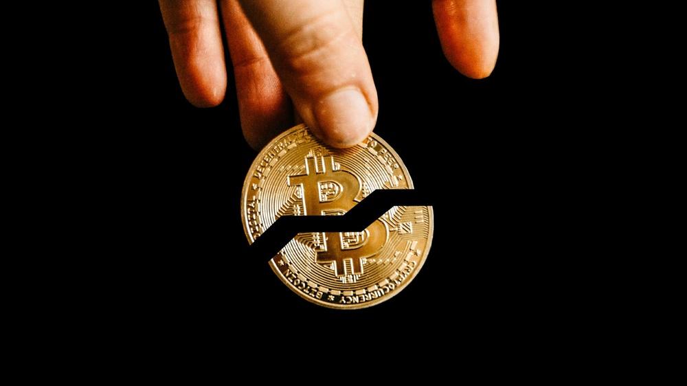 Vì sao giá Bitcoin bất động sau sự kiện 'chia hai' lịch sử